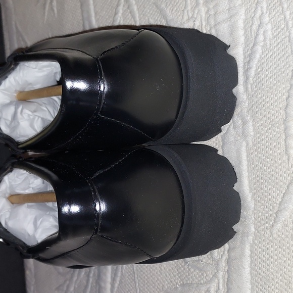 G.H. Bass Lianna Bit Super Lug Loafer - Picture 4 of 10